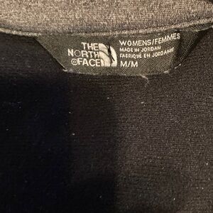 The North Face Women's Black Crewneck Top